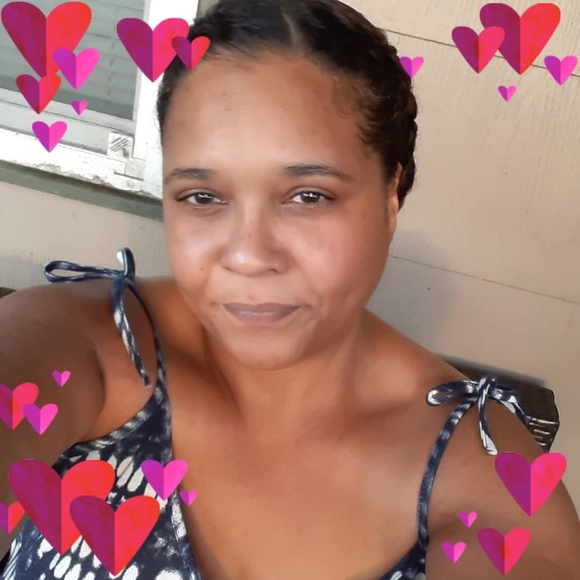 Meet your Posher, Rachel - Picture 4 of 16